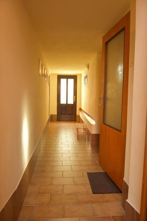 Za Kaplicku Guest House Hovorany Exterior photo
